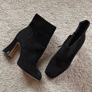Sam Edelman Black Suede Jaye Platform Boots 9